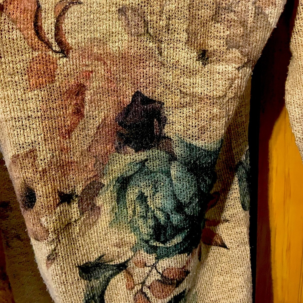 Floral Cardigan - Picture 2 of 3
